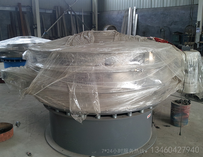 石墨粉精细分级筛选择圆形振动筛效果好